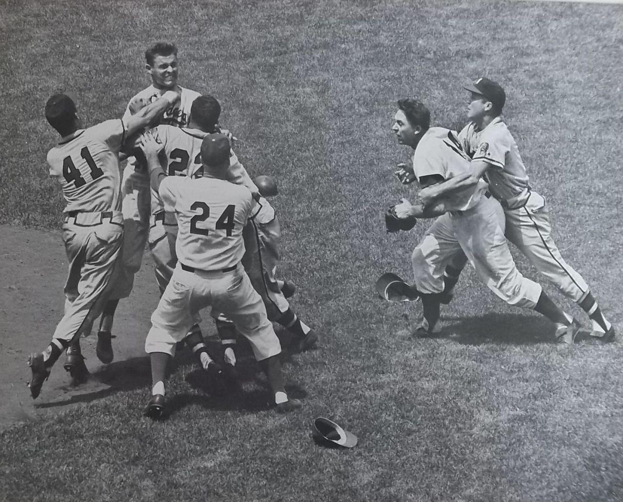 Lot Detail - 1957 MILWAUKEE BRAVES WORLD CHAMPIONS PLAYER NAME FULL SIZE  PENNANT