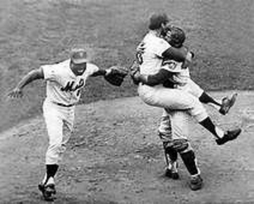 1969 WS Gm3: Nolan Ryan picks up the save 