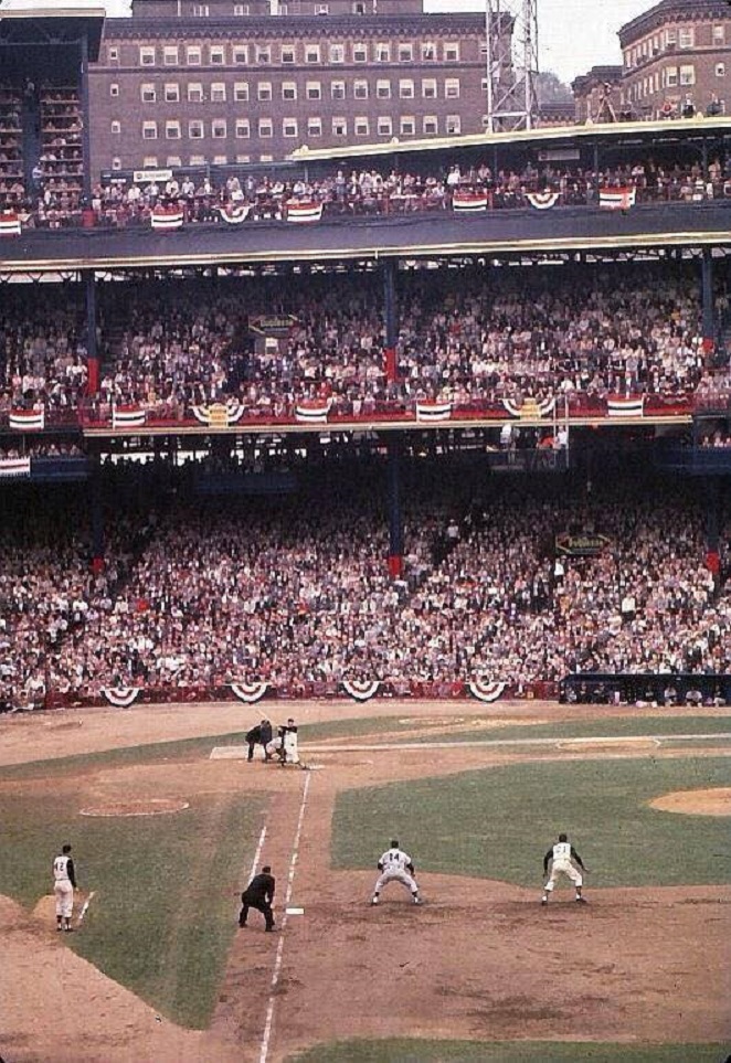 1960 World Series Game 4 Pirates at Yankees (radio) 