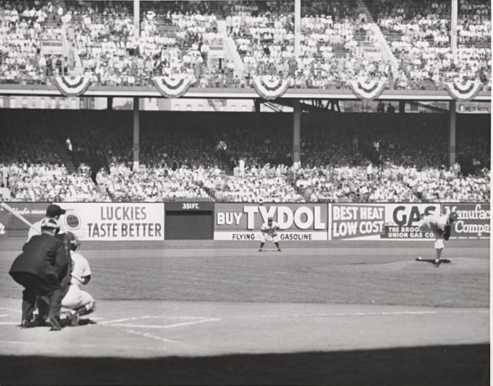 Lot Detail - 1975 Yogi Berra Billy Martin New York Yankees The Sporting  News Collection Archives Original 8 x 10 Photo (Sporting News Collection  Hologram/MEARS Photo LOA)