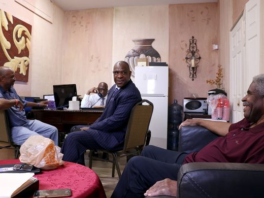 How baseball prepared Hall of Famer Andre Dawson to run a funeral home