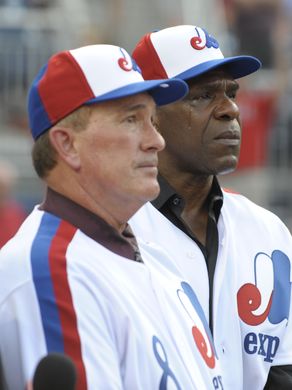 Baseball player Andre Dawson and Vanessa Dawson attend the 26th