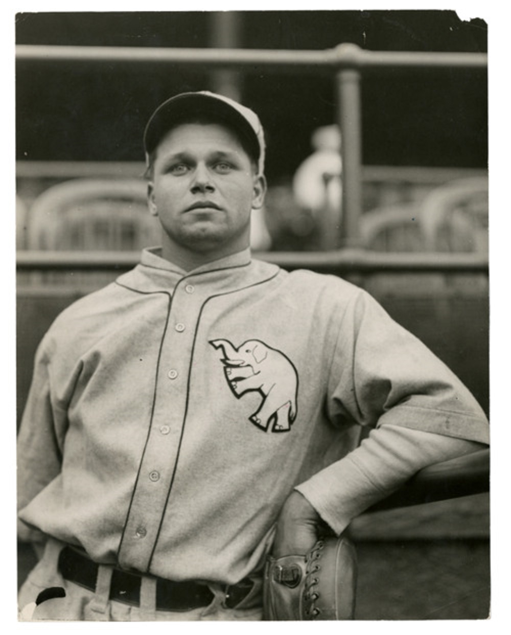 Waist-up shot of Philadelphia Athletics' Jimmy Foxx in batting stance. News  Photo - Getty Images