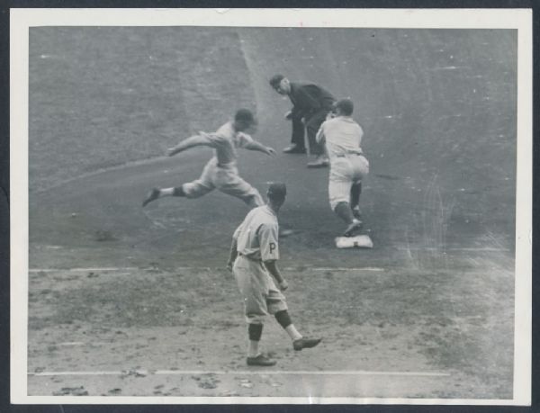 Attention Baseball History Fans! Boy, Do I have a Book For You!