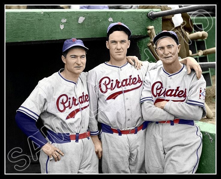 Paul and Lloyd Waner and family at 1927 World Series