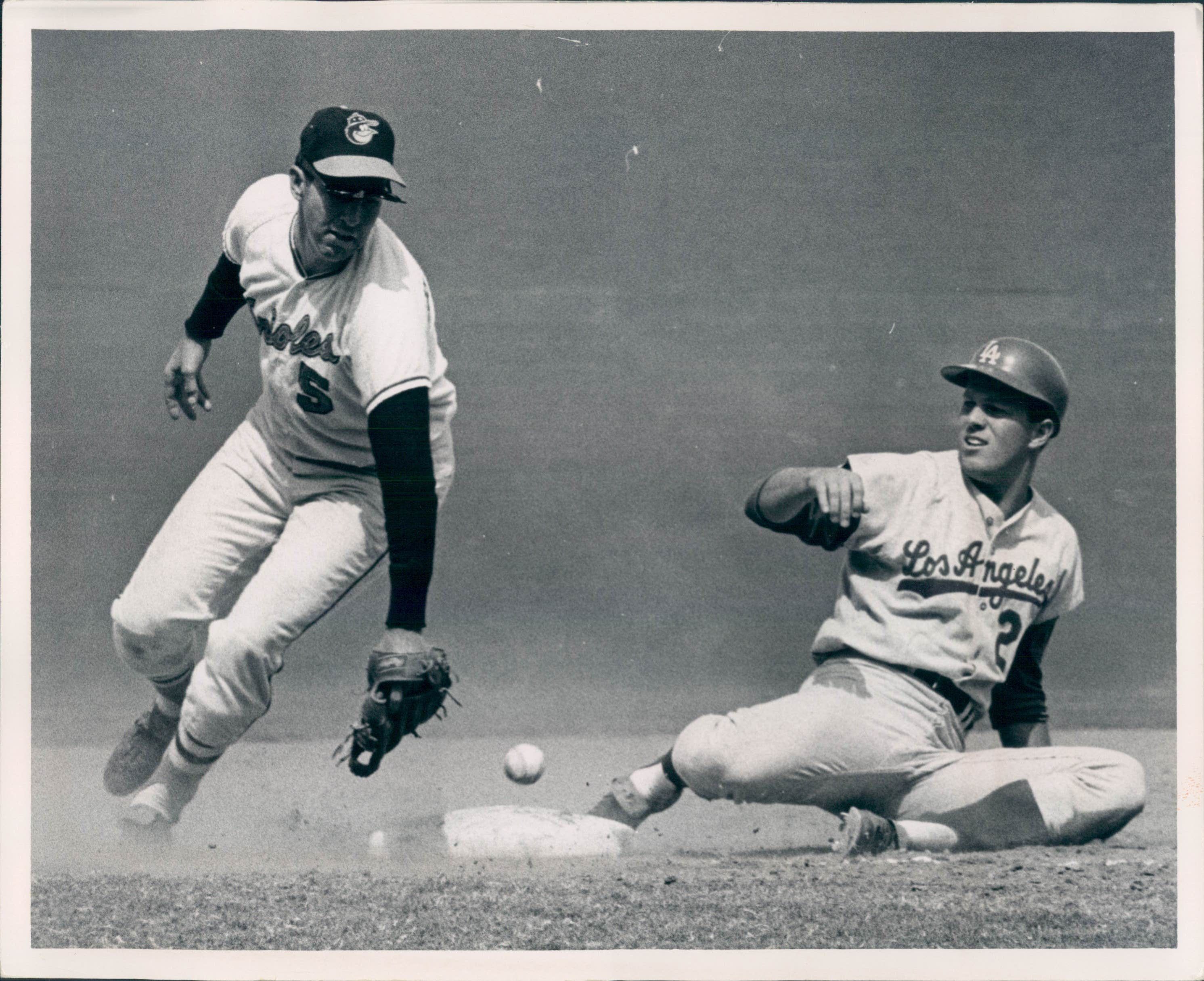 Brooks Robinson, Baseball's 'Human Vacuum Cleaner,' Dies at 86 - WSJ