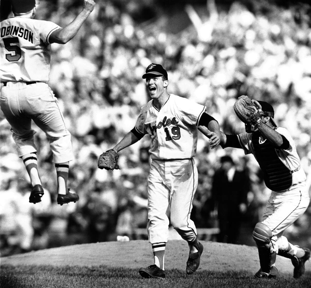 Brooks Robinson, Baseball's 'Human Vacuum Cleaner,' Dies at 86 - WSJ