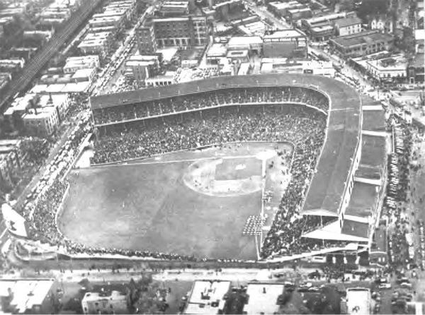 Wrigley Field / Cubs Park / Weeghman Field - Page 6