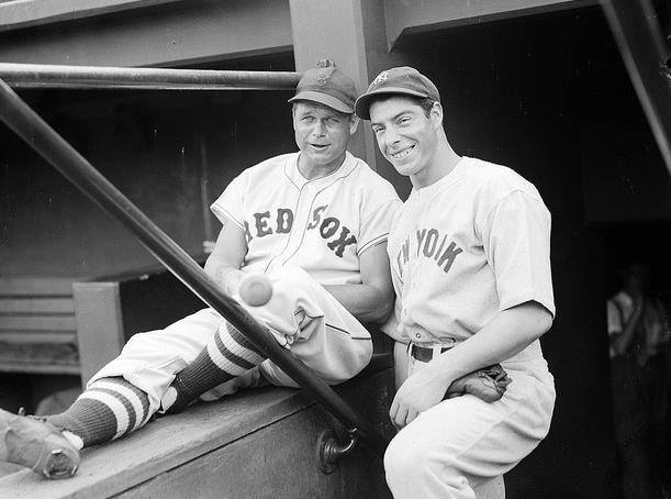 Lot Detail - Early 1940s Joe DiMaggio New York Yankees Game-Used Home  Pinstripe Flannel Jersey (Possibly Worn In '41—The 56-Game Hitting Streak,  MVP & World Championship Season)