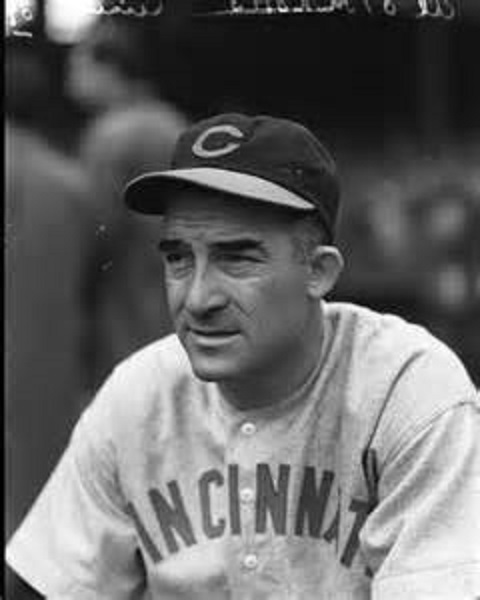 Cincinnati Reds on X: 1939 Home. #RedsThreads