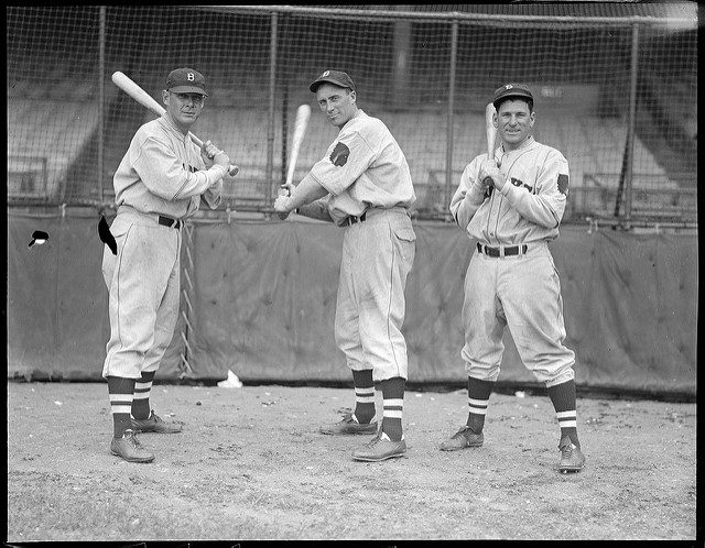 Lot Detail - 1933-34 WALLY BERGER BOSTON BRAVES GAME WORN ROAD JERSEY WITH  POSSIBLE 1935 ATTRIBUTION TO BABE RUTH (BERGER FAMILY LOA, EX-DAVID WELLS  COLLECTION)