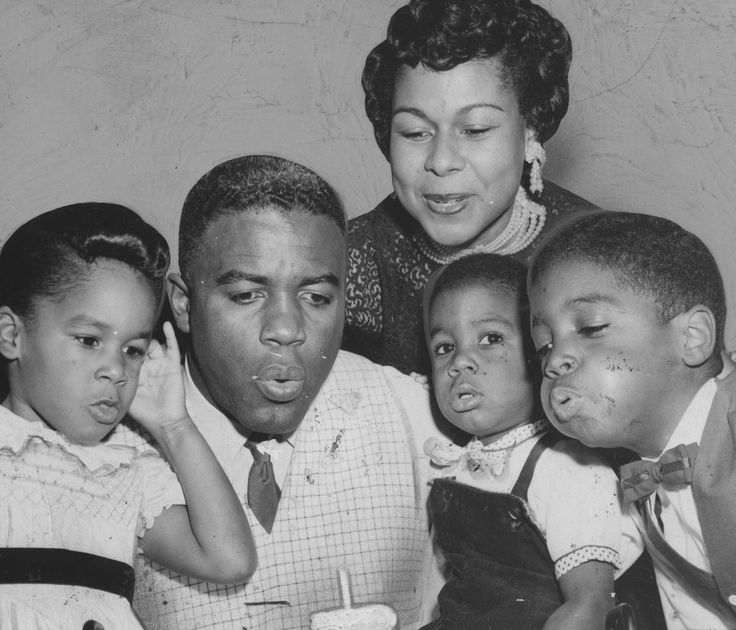 Great Photo of Jackie Robinson and Larry Doby!