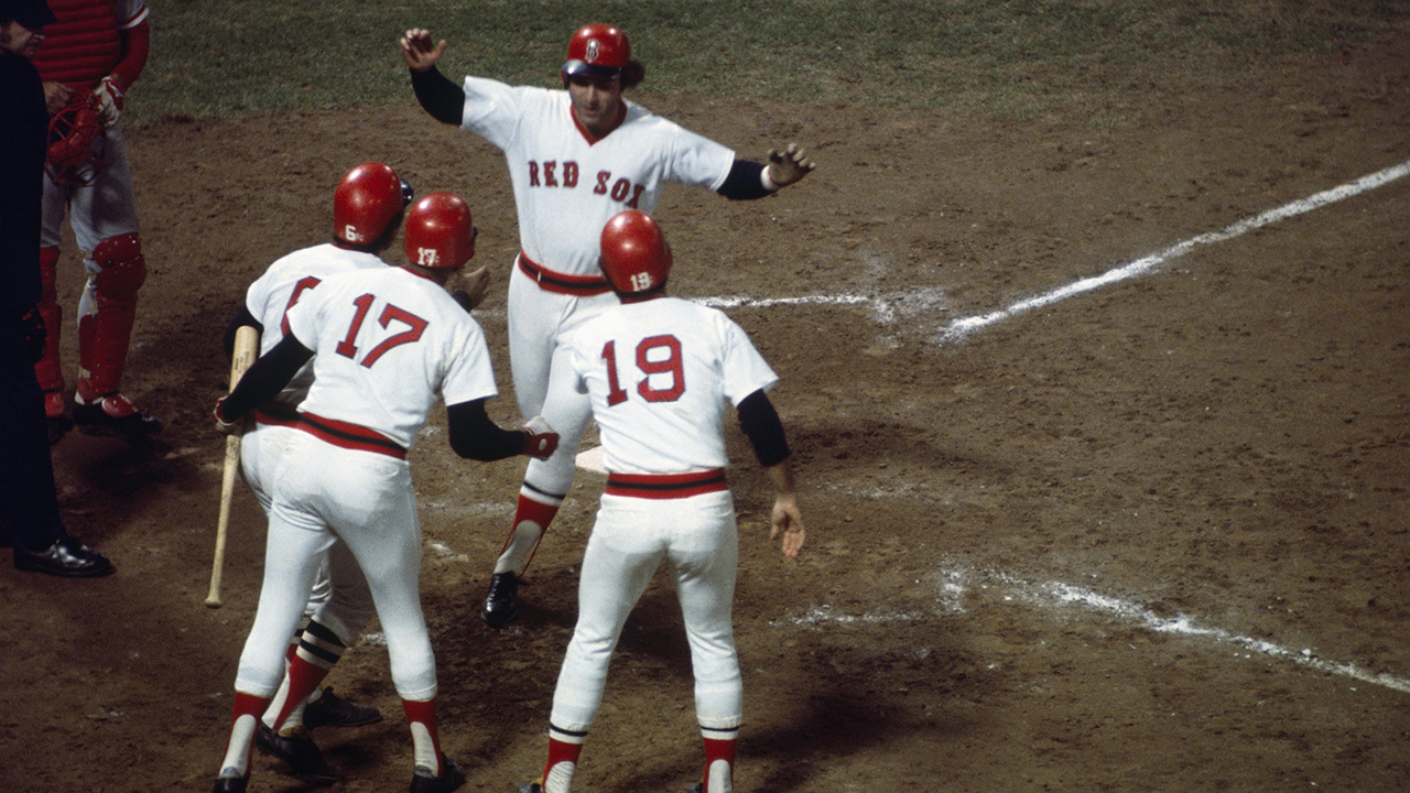 Must C Classic: Fisk waives walk-off home run fair to win Game 6 of 1975  World Series 