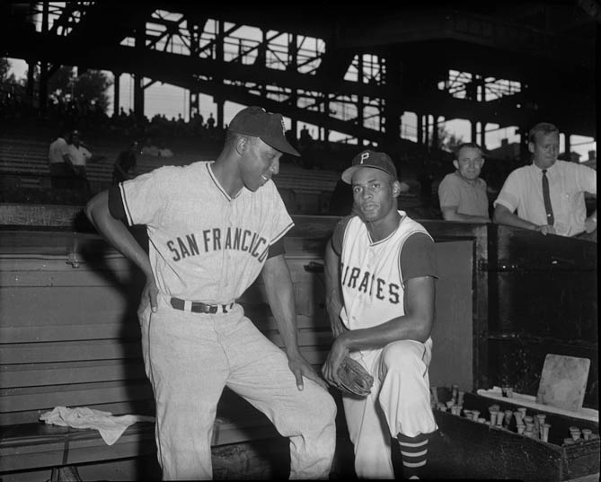 Lot Detail - 1966 Pittsburgh Pirates Road Flannel Jersey With Possible  Attribution to Roberto Clemente (MVP Season)