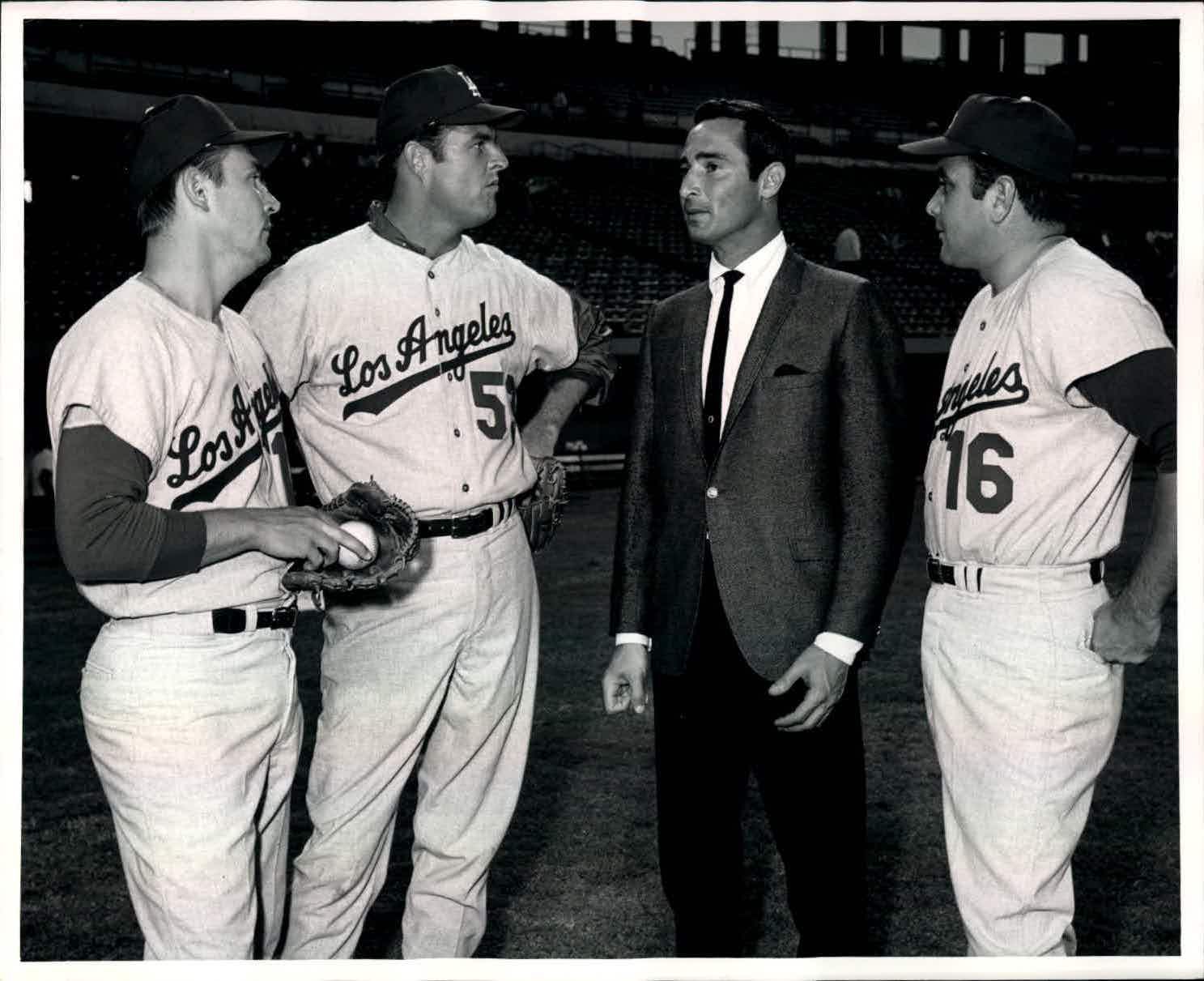 Sandy Koufax Don Drysdale Signed Jackie Robinson Brooklyn Dodgers