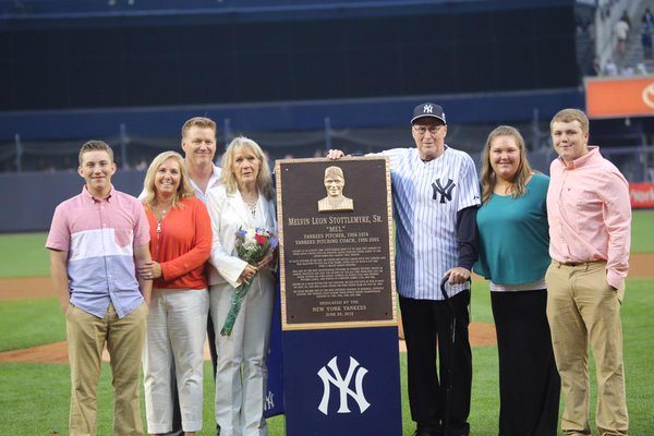 Johnny Bench pays tribute to Yankees legend Mel Stottlemyre