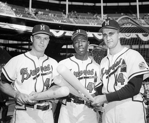 Overall view of Atlanta Braves Eddie Mathews , Hank Aaron , Joe Torre  News Photo - Getty Images