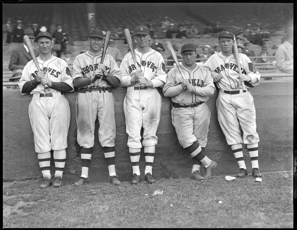 Lot Detail - 1933-34 WALLY BERGER BOSTON BRAVES GAME WORN ROAD