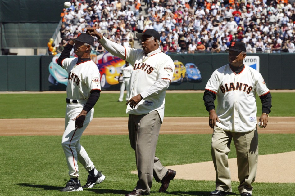 The Three Alou Brothers Make History: All Three In The Same Outfield!