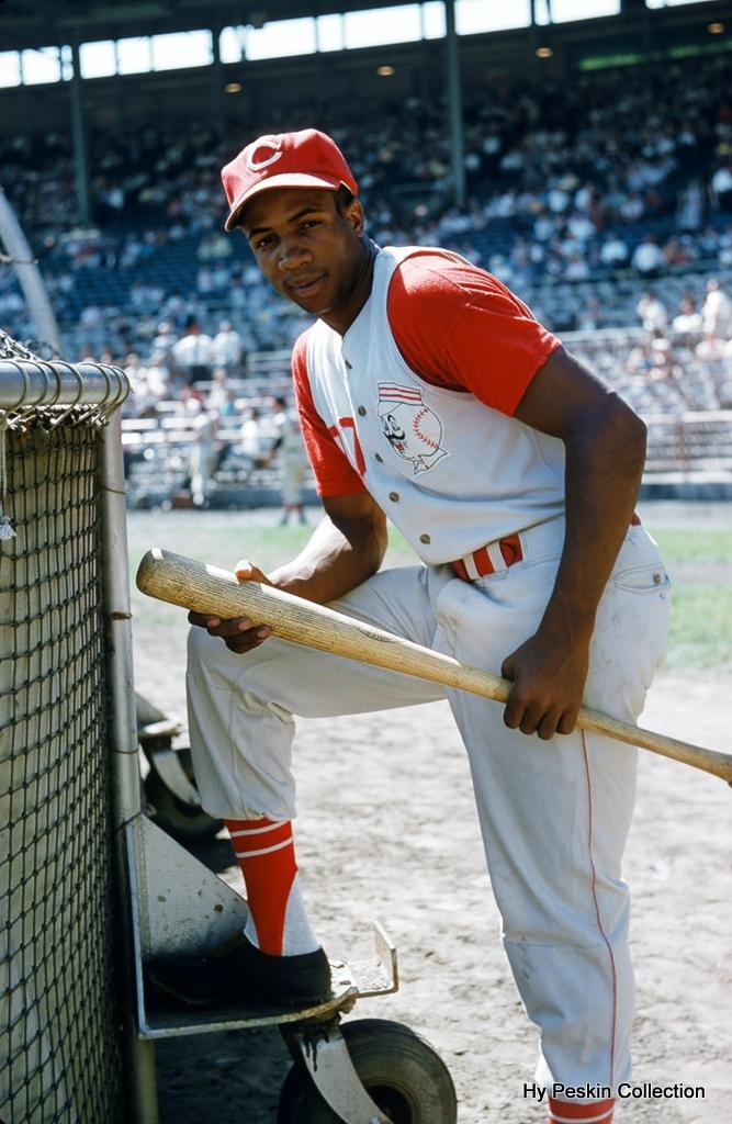 Jackie Robinson gives advice to Cincinnati Reds rookie Frank Robinson, 1956