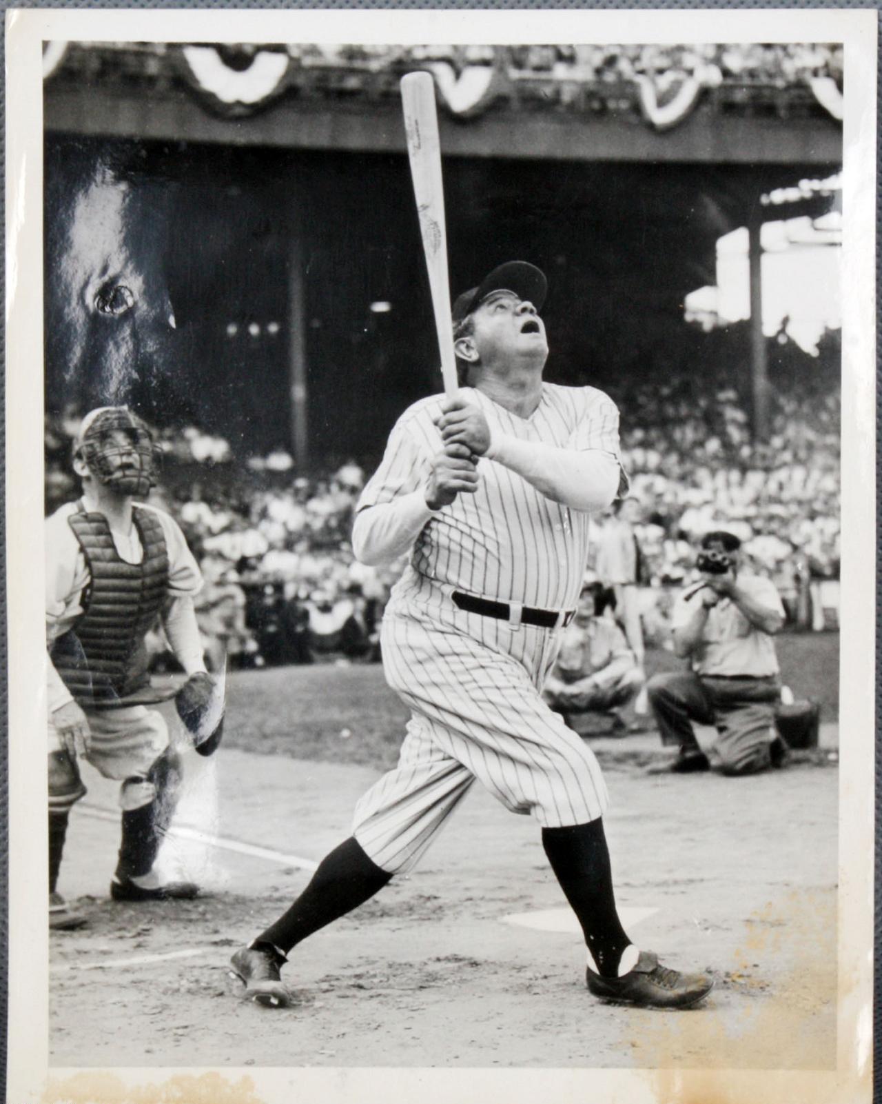 Playing ball for the troops: Yankees/Dodgers/Giants exhibition benefit  game, 1943