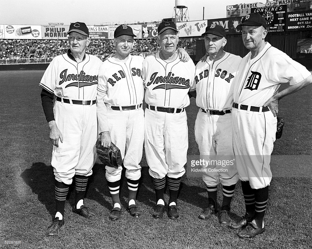 1947 Old Timers' game at Yankee Stadium. Babe Ruth, Cy Young, Jimmie Foxx,  George Sisler and other Hall of Famers. : r/mlb