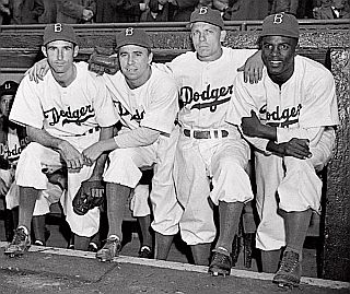 Jackie Robinson, Brooklyn Dodgers clobbered Beaumont Exporters in 1949