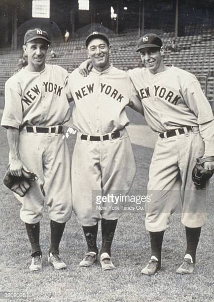 Lot Detail - Early 1940s Joe DiMaggio New York Yankees Game-Used Home  Pinstripe Flannel Jersey (Possibly Worn In '41—The 56-Game Hitting Streak,  MVP & World Championship Season)