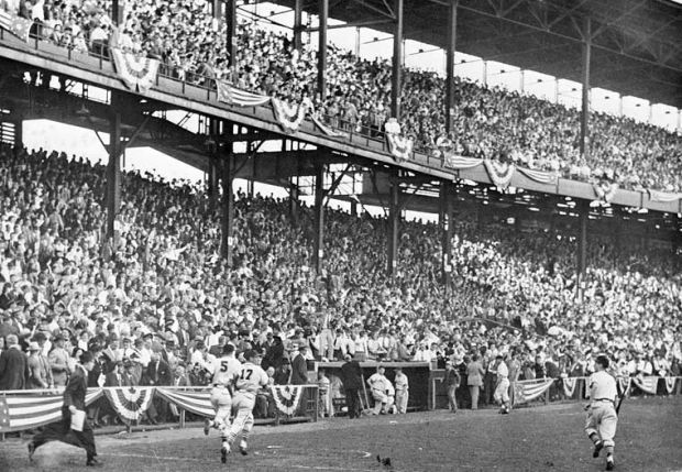 A team picture of the St. Louis Browns, Sept. 30, 1953, just