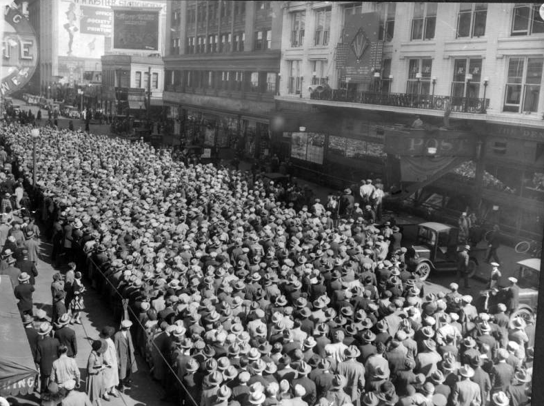 Denver, CO, October 5, 1927 – Big crowd follows Game 1 of 1927